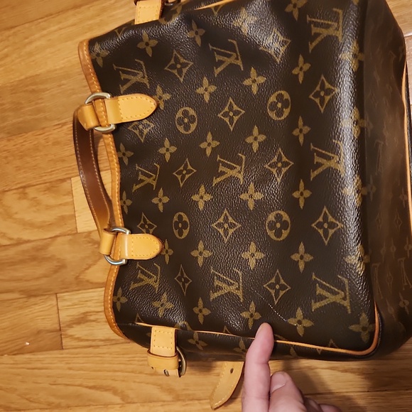 Lousi Vuttion Monogram Batignolles Vertical tote - Picture 8 of 8